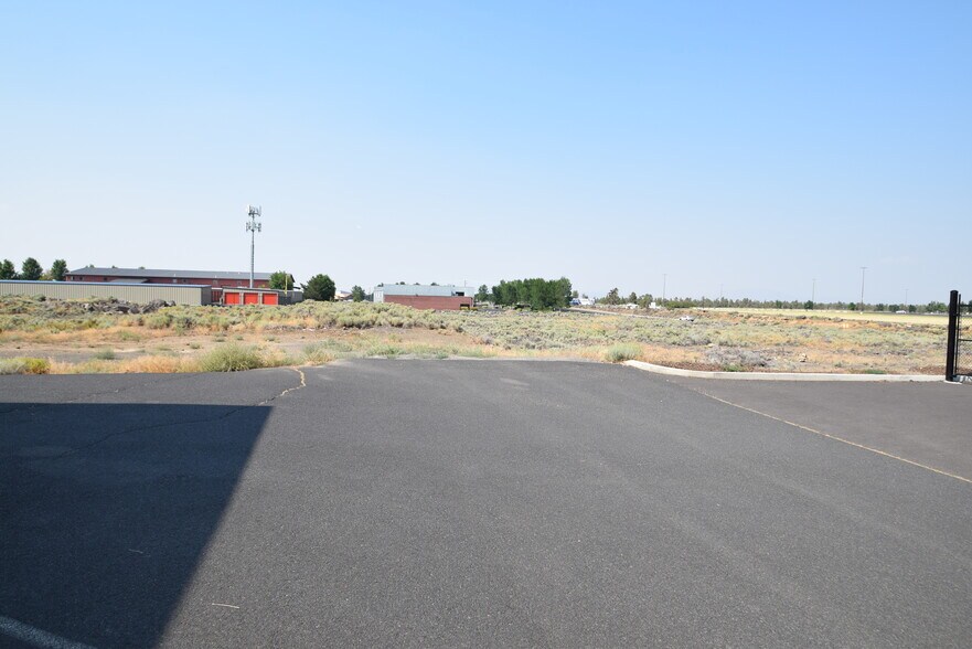 More Photos Of Lot 103-Fairgrounds Business Phase I park, Redmond Land For Sale