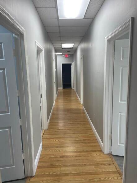 More Photos Of 1301 Seminole Blvd, Largo Medical For Lease