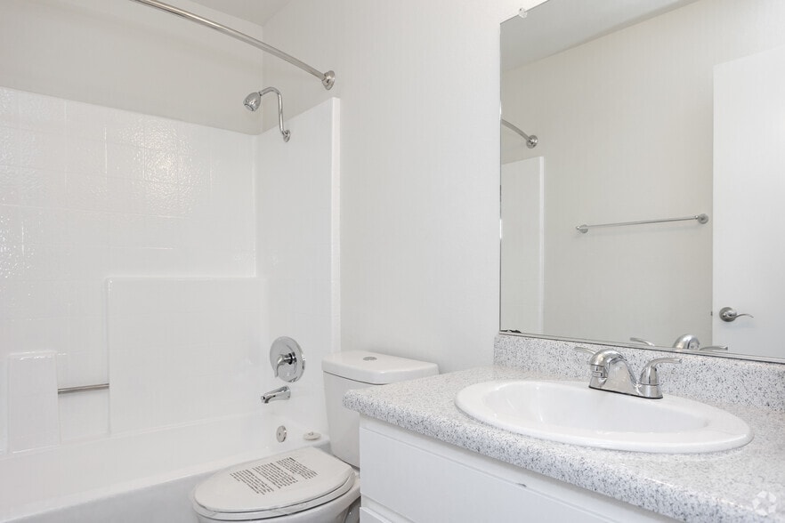 More Photos Of 140 S Highland Ave, Placentia Apartments For Sale