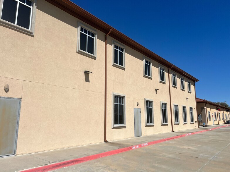 More Photos Of 6517 Chase Oaks Blvd, Plano Medical For Lease