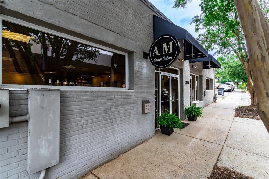 More Photos Of 205 N Laurens St, Greenville Loft Creative Space For Lease