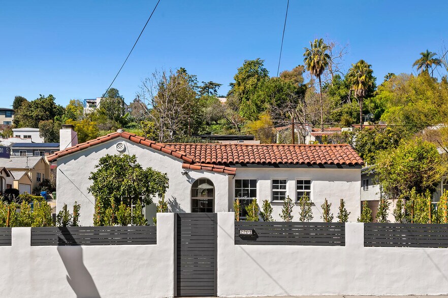 Primary Photo Of 2201 Avon St, Los Angeles Multifamily For Sale