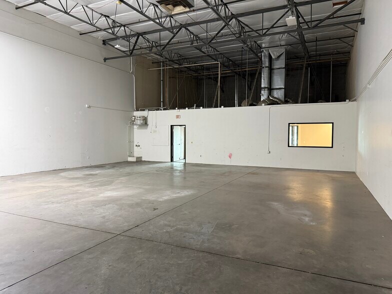 More Photos Of 9950 W Van Buren St, Avondale Unknown For Lease