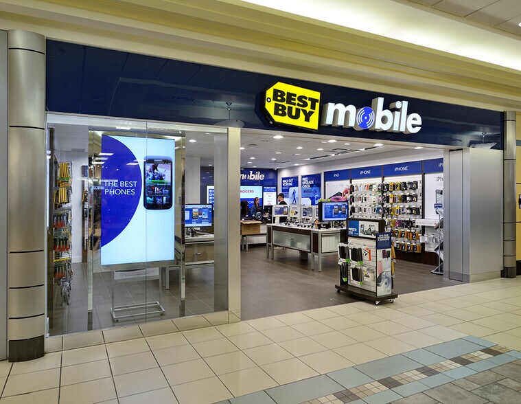 More Photos Of 6359 50 Av, Red Deer General Retail For Lease