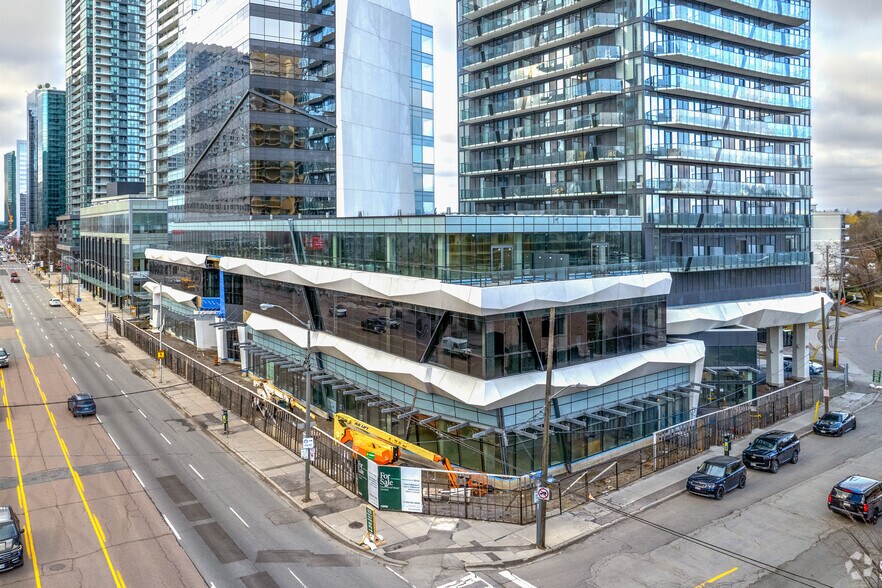More Photos Of 5250 Yonge St, Toronto Office For Lease