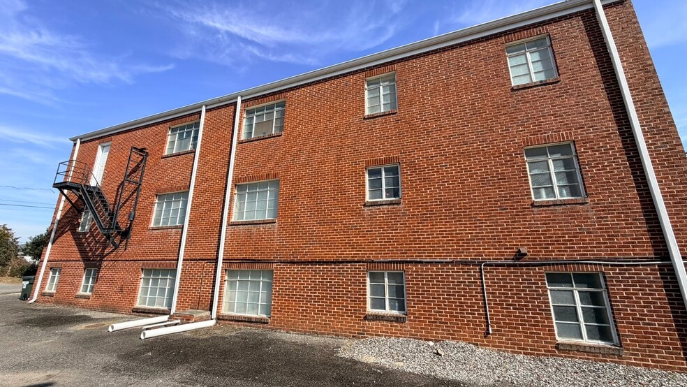 More Photos Of 1135 Bessemer City Rd, Gastonia Specialty For Sale