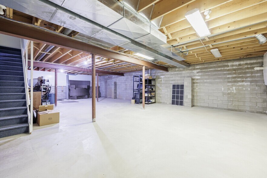 More Photos Of 120 Assembly Dr, Mendon Office For Sale