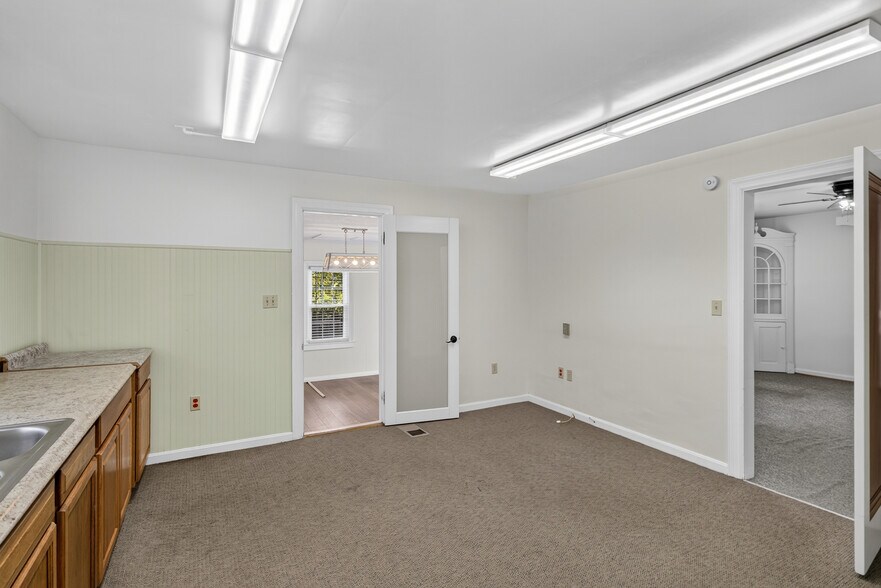 More Photos Of 1010 Harrison Ave, Harrison Office For Sale