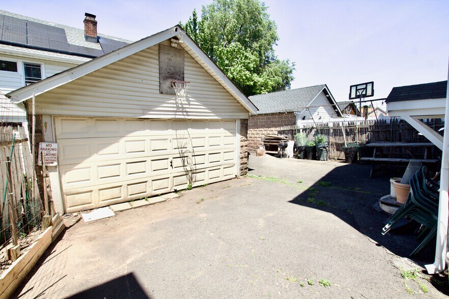 More Photos Of 76 Ella St, Bloomfield Multifamily For Sale