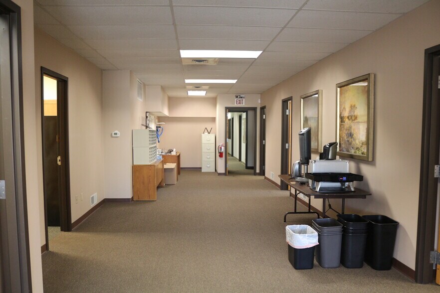 More Photos Of 801 S Durkin Dr, Springfield Office For Sale