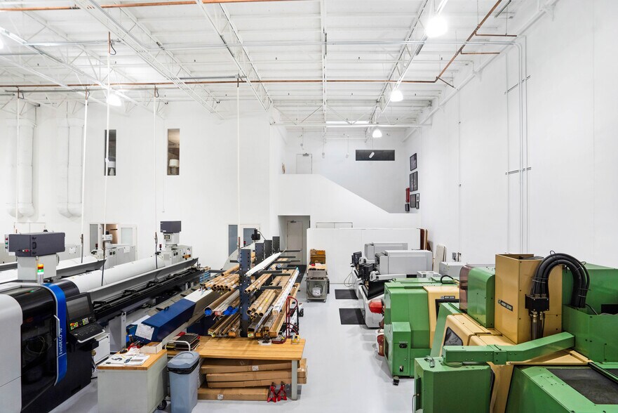 More Photos Of 23 Brookline, Aliso Viejo Warehouse For Sale