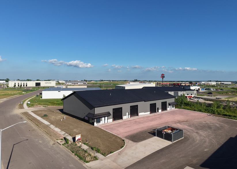 Primary Photo Of 2017 Industrial St, Tea Industrial For Lease