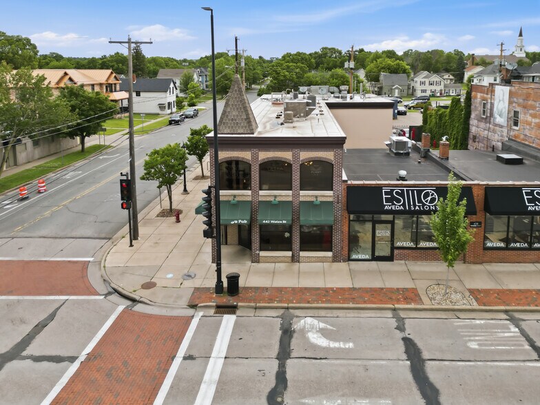 More Photos Of 442 Water St, Eau Claire Bar For Sale