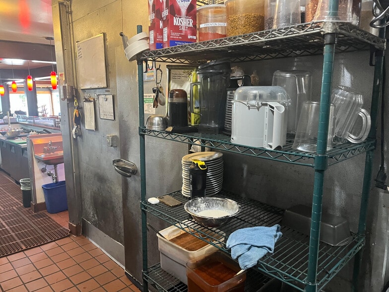 More Photos Of 1501 Solano Ave, Albany Restaurant For Sale