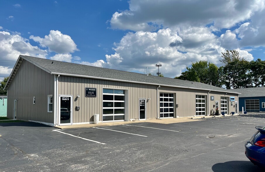 Primary Photo Of 1055 E 54th St, Indianapolis Loft Creative Space For Lease