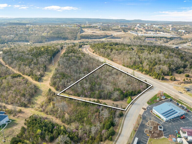 More Photos Of Gretna Rd @ Shepherd of hills Expy, Branson Land For Sale