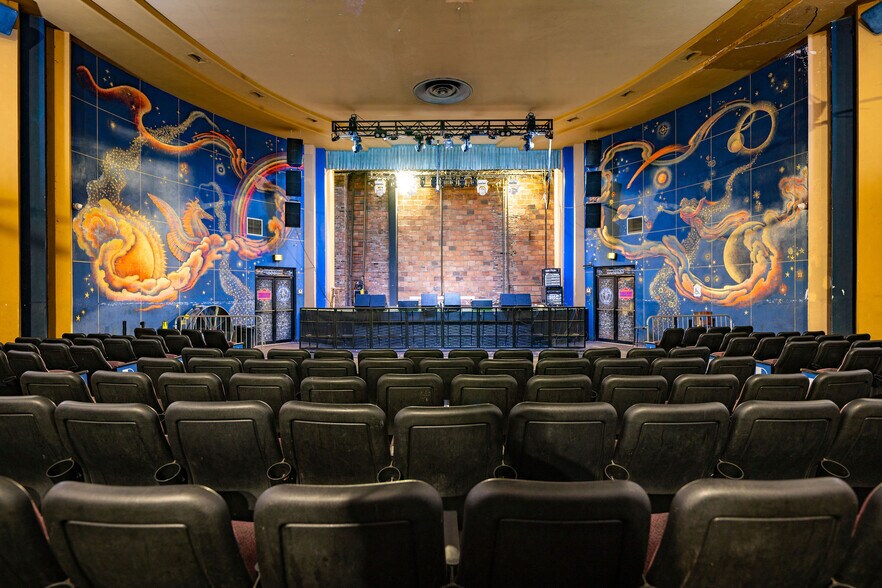 More Photos Of 230 Main St, Hobart Movie Radio TVStudio For Sale