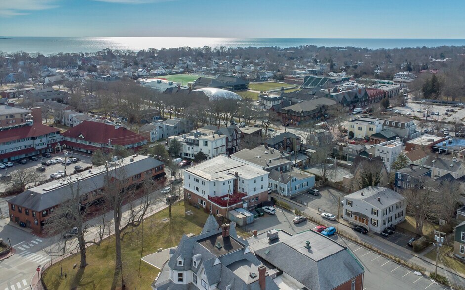 More Photos Of 103 Bellevue Ave, Newport Restaurant For Sale