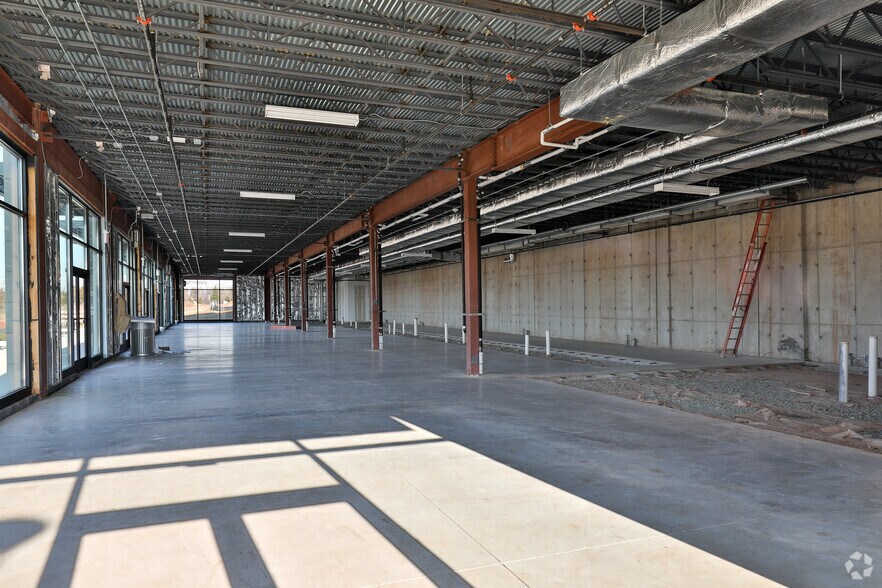 More Photos Of 9751 Buchanan Loop, Manassas General Retail For Sale