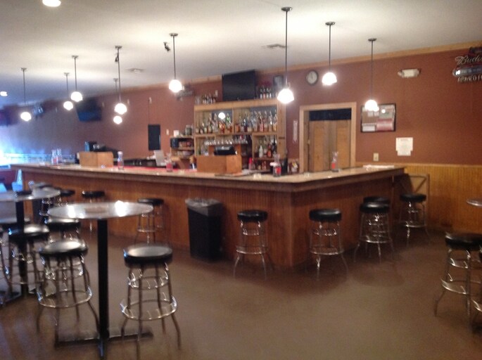 More Photos Of 312 S Sunset Strip St, Kenedy Bar For Sale