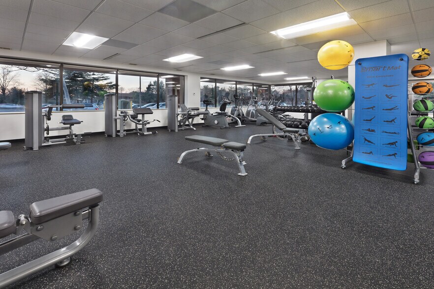 More Photos Of 7524 Standish Pl, Rockville Flex For Lease