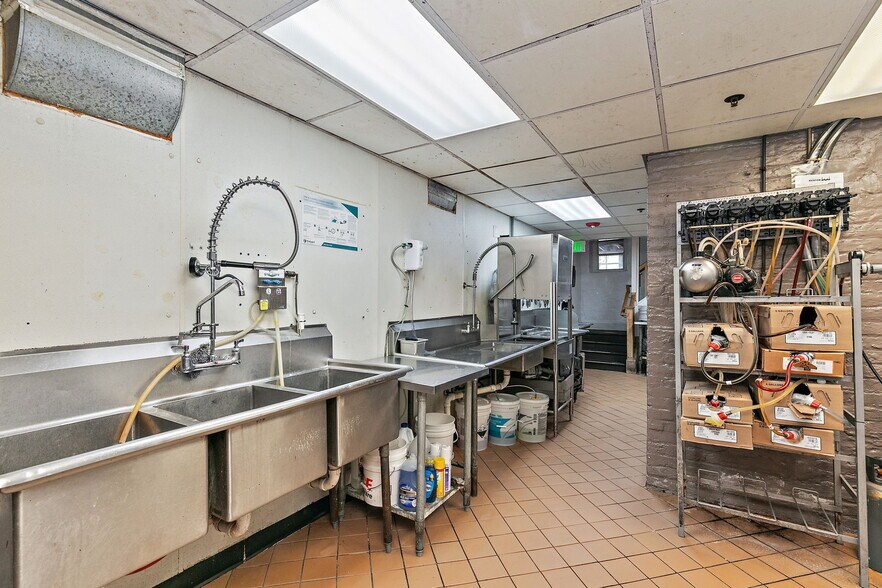 More Photos Of 124 S 2nd St, Geneva General Retail For Sale