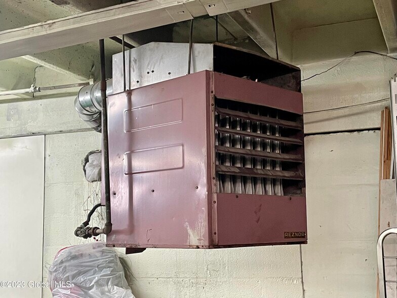 More Photos Of 175 W Main St, Amsterdam Auto Repair For Sale