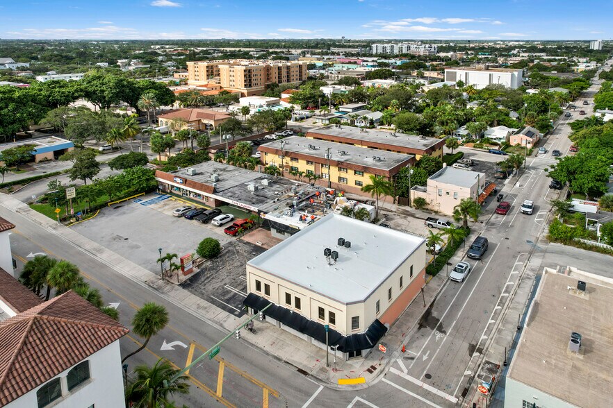 More Photos Of 129 N Federal Hwy, Lake Worth Storefront Retail Office For Sale