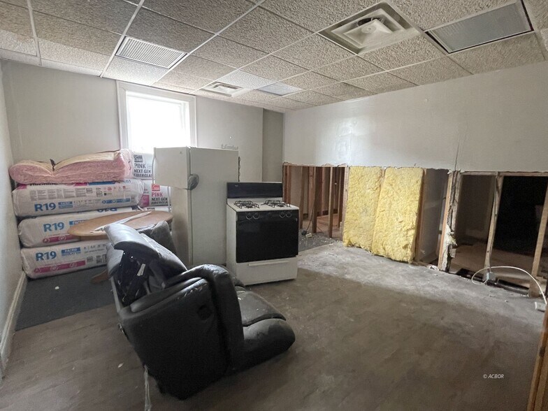 More Photos Of 116 W Main St, Pomeroy Flex For Sale