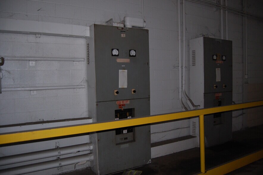 More Photos Of 2636 S Work St, Falconer Manufacturing For Lease