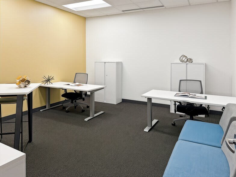 More Photos Of 9100 Conroy Windermere Rd, Windermere Coworking Space