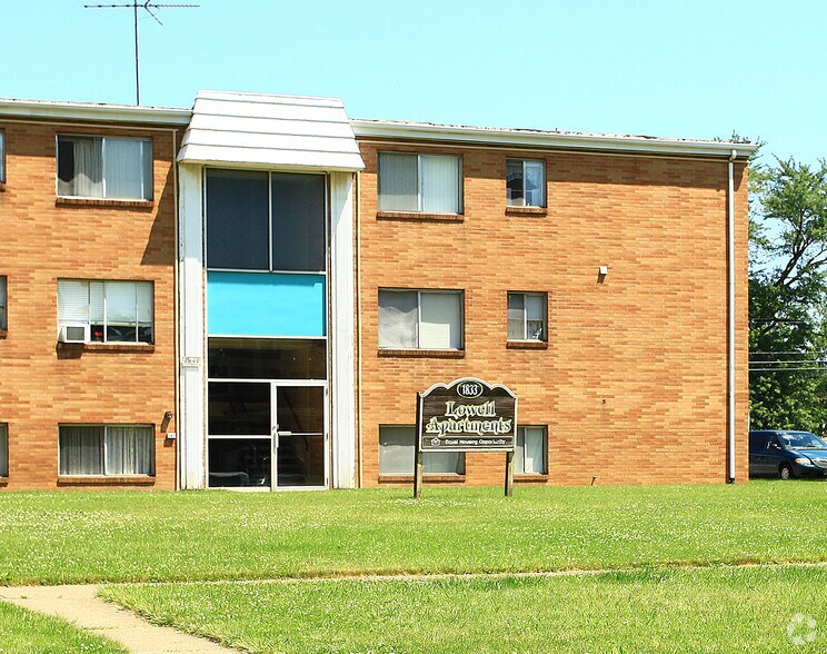 More Photos Of 1833-1845 E 31st St, Lorain Apartments For Sale