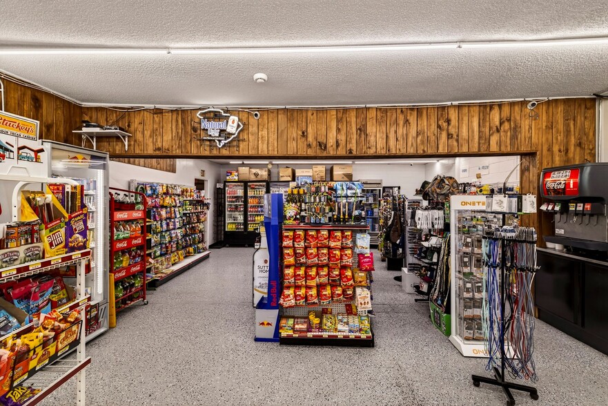More Photos Of 6118 W Jim Bilton Blvd, Saint George Convenience Store For Sale