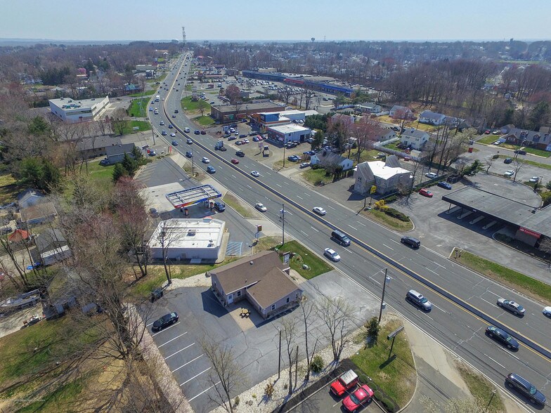 More Photos Of 937 US Highway 9, Sayreville Freestanding For Lease