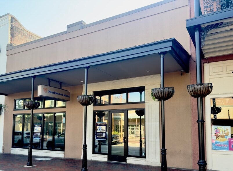 Primary Photo Of 108 S Palafox St, Pensacola Storefront For Lease