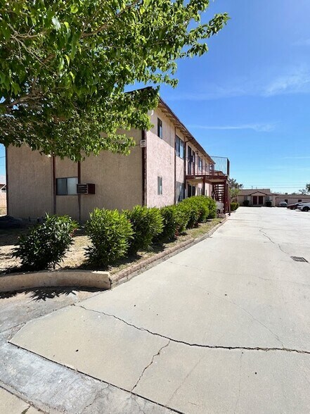 More Photos Of 15430 Meyer Rd, Mojave Apartments For Sale