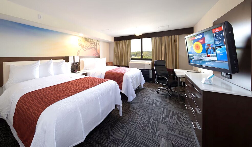 More Photos Of 1005 S Moorland Rd, Brookfield Hotel For Sale