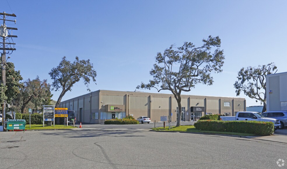 More Photos Of 251-277 Wattis Way, South San Francisco Warehouse For Lease
