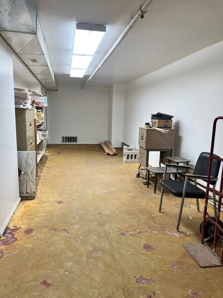 More Photos Of 200 3rd Ave E, Twin Falls Office For Sale