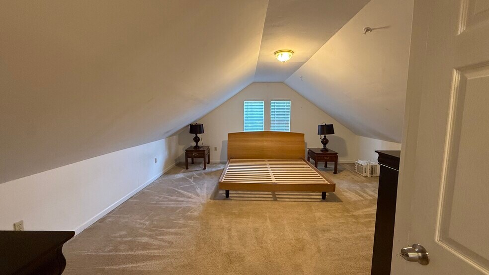 More Photos Of 5212 Astor Pl SE, Washington Assisted Living For Lease