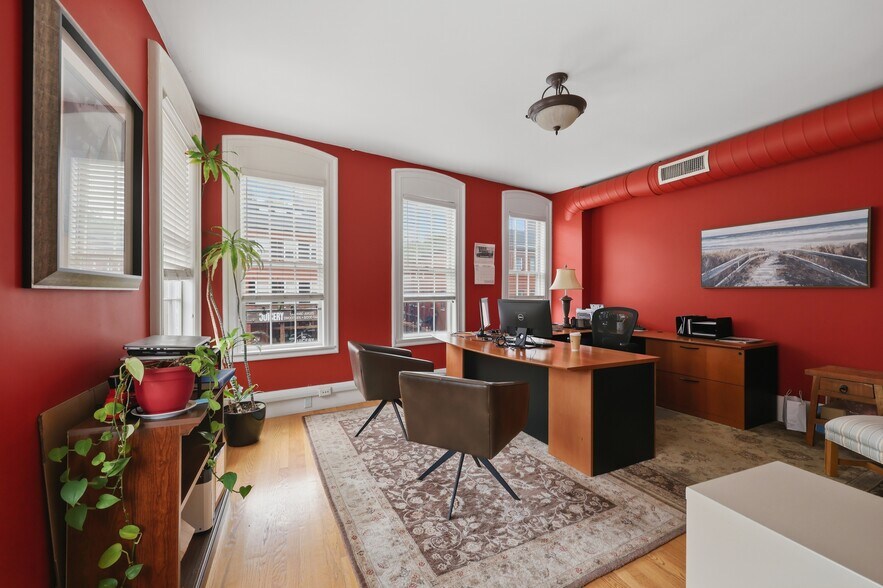 More Photos Of 39 State St, Newburyport Storefront Retail Residential For Sale