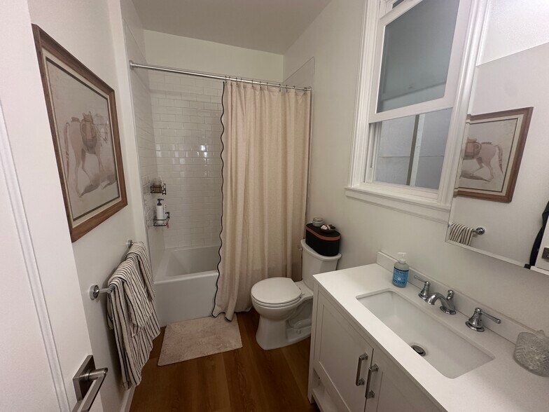 More Photos Of 1451 Larkin St, San Francisco Apartments For Sale