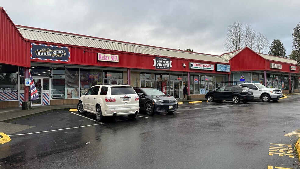 More Photos Of 2120-2324 SW 336th St, Federal Way Unknown For Lease