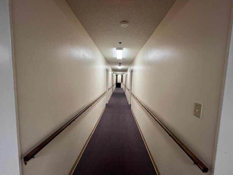 More Photos Of 127 S Sixth St, Warner Robins Apartments For Sale