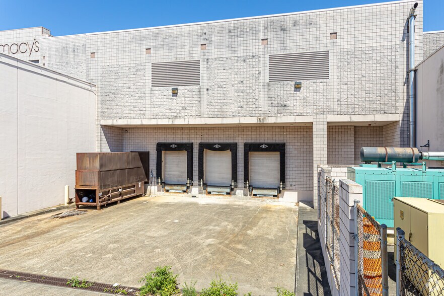 More Photos Of 1305-1401 W Esplanade Ave, Kenner Unknown For Lease