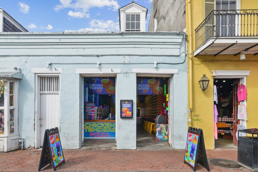 More Photos Of 609 Bourbon St, New Orleans General Retail For Lease