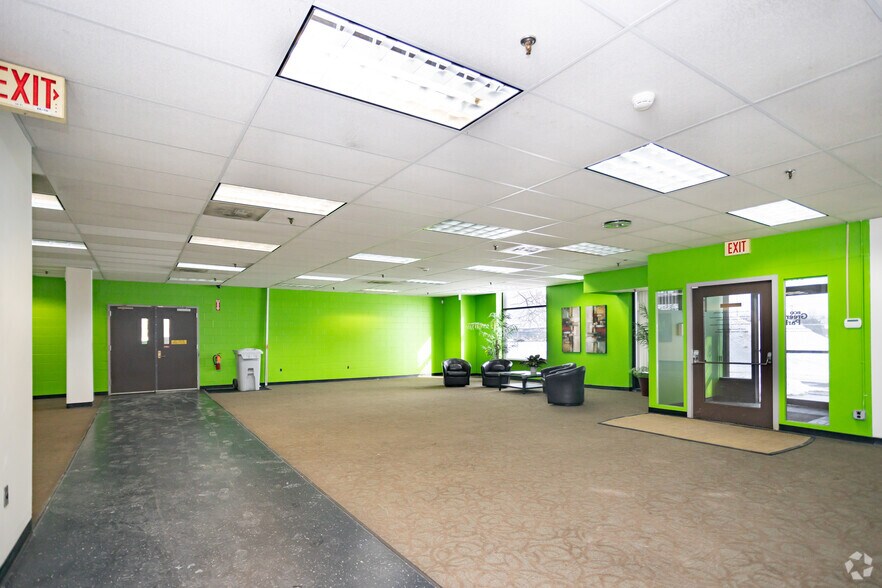 More Photos Of 1801 Mt Read Blvd, Rochester Warehouse For Lease
