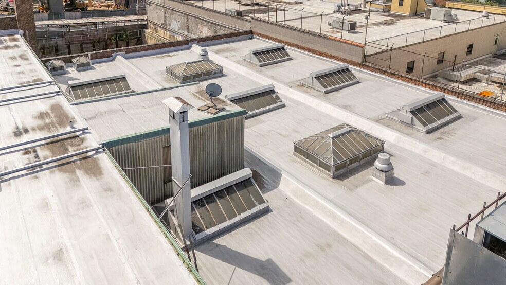 More Photos Of 4332 33rd St, Long Island City Industrial For Sale
