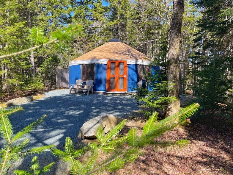 More Photos Of 200 Seal Cove Rd, Southwest Harbor Hotel For Sale