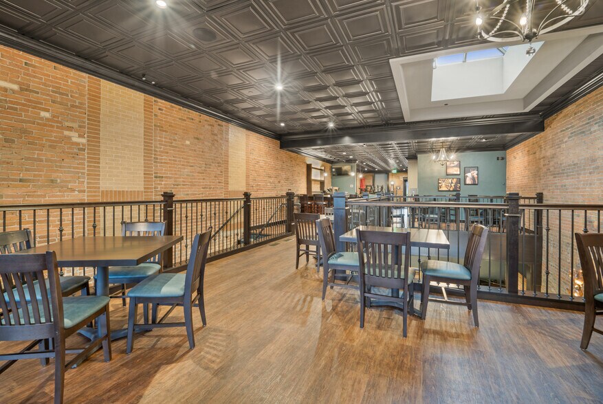 More Photos Of 30 N Main St, Fond Du Lac Restaurant For Sale